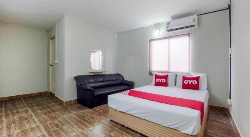 Oyo 1066 Encore Sea Side Pattaya Extérieur photo